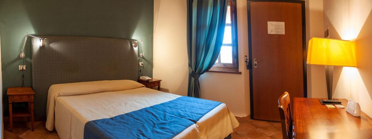 Hotel La Fattoria San Giovanni Di Baiano Eksteriør billede