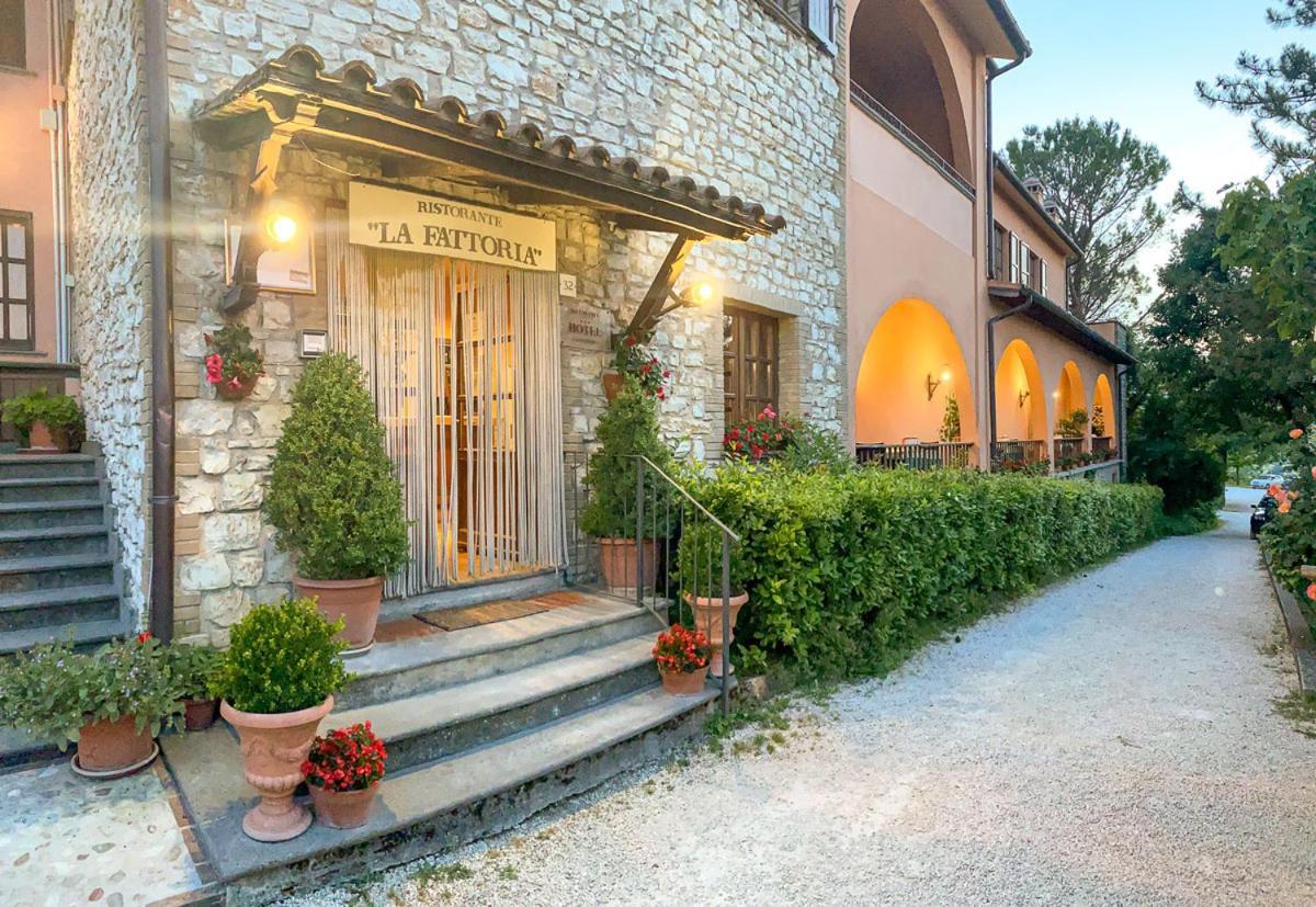 Hotel La Fattoria San Giovanni Di Baiano Eksteriør billede