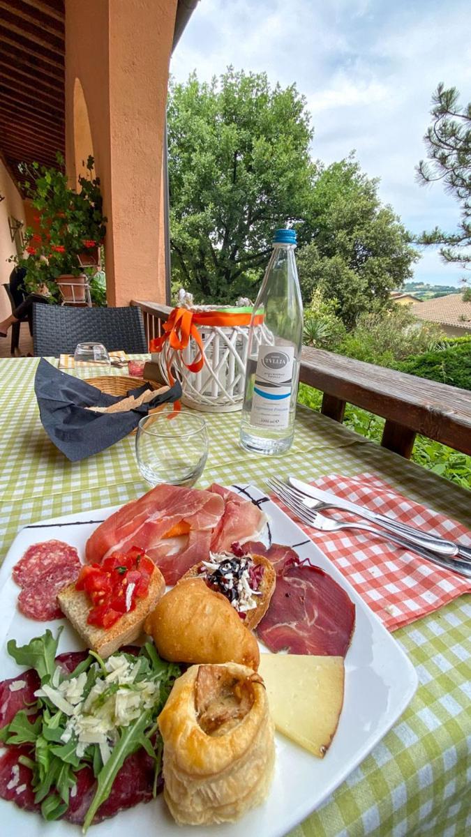 Hotel La Fattoria San Giovanni Di Baiano Eksteriør billede