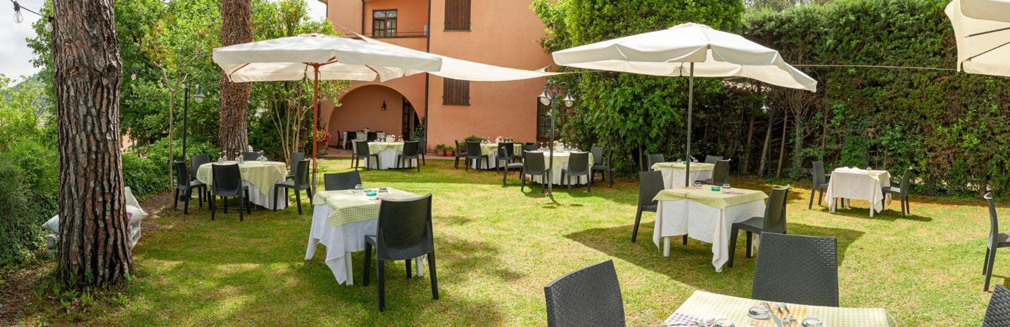 Hotel La Fattoria San Giovanni Di Baiano Eksteriør billede