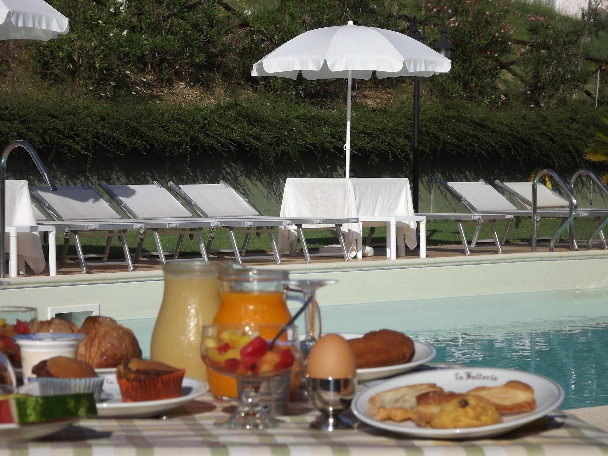 Hotel La Fattoria San Giovanni Di Baiano Eksteriør billede